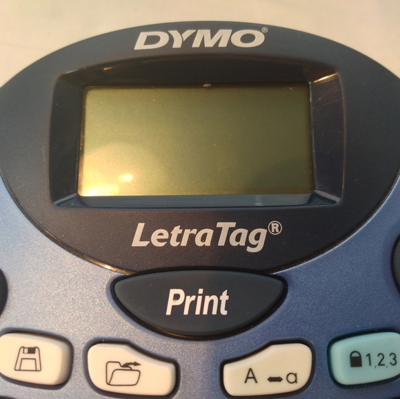 DYMO LetraTag Portable Personal Label Maker Tested Works built in Scissors - Picture 5 of 12